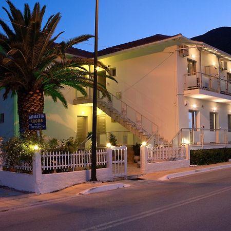 Savinos Rooms Vasiliki  Ngoại thất bức ảnh