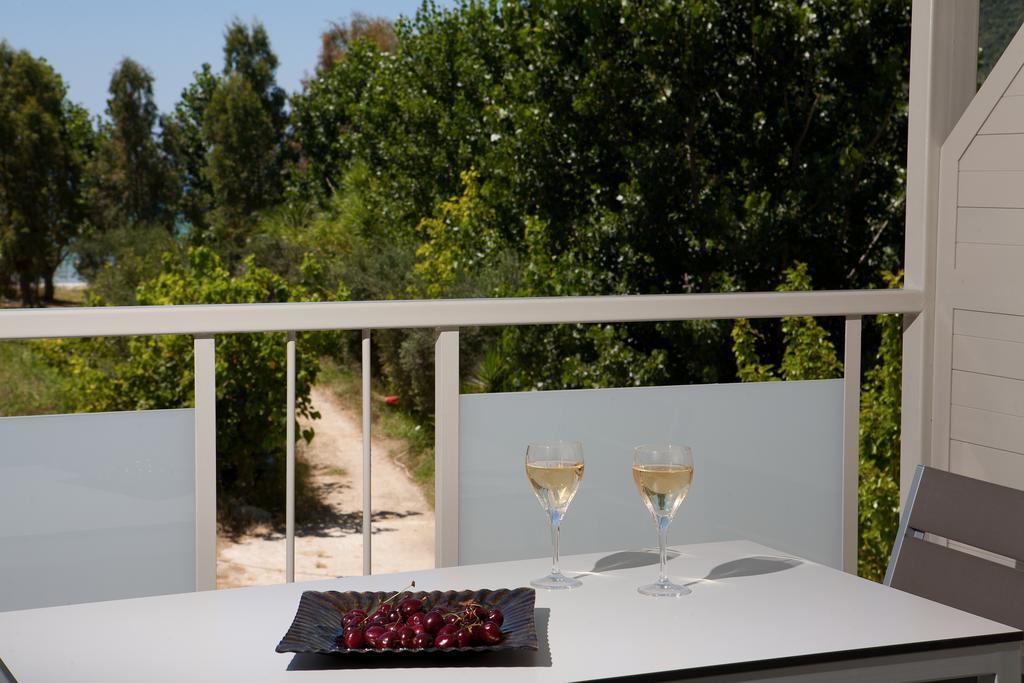 Savinos Rooms Vasiliki  Phòng bức ảnh