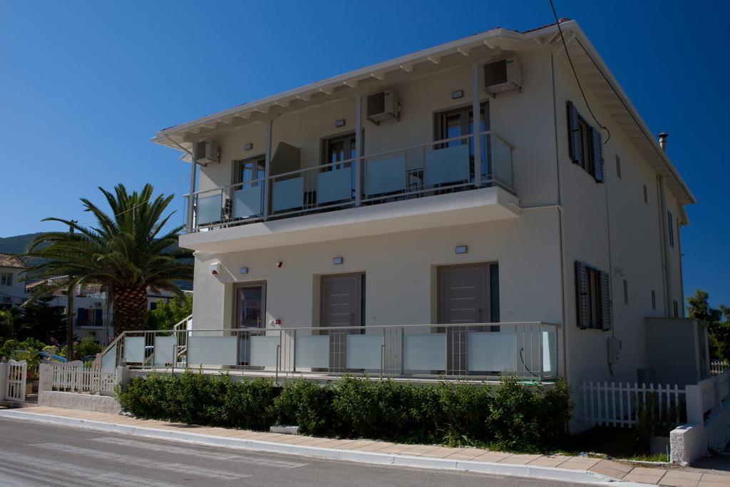 Savinos Rooms Vasiliki  Ngoại thất bức ảnh